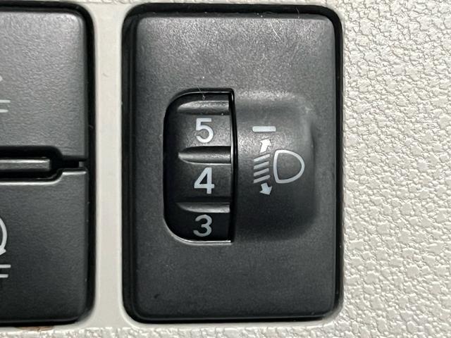 ヘッドライトもお好みの角度に設定できます♪