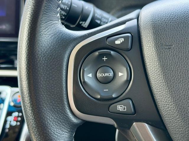 ステップワゴンスパーダ ｅ：ＨＥＶスパーダ　Ｇ・ＥＸ　ホンダセンシング　ＯＰ１０年保証対象車　無限エアログリル　ドラレコ前後　両側パワスラ　ハーフレザー　ホンダセンシング　コーナーセンサー　純正ナビ　オートＬＥＤヘッドライト　フォグライト　電動パーキング　ブレーキホールド（18枚目）