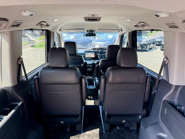 ステップワゴンスパーダ ｅ：ＨＥＶスパーダ　Ｇ・ＥＸ　ホンダセンシング　ＯＰ１０年保証対象車　無限エアログリル　ドラレコ前後　両側パワスラ　ハーフレザー　ホンダセンシング　コーナーセンサー　純正ナビ　オートＬＥＤヘッドライト　フォグライト　電動パーキング　ブレーキホールド（33枚目）
