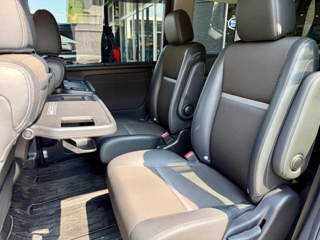 ステップワゴンスパーダ ｅ：ＨＥＶスパーダ　Ｇ・ＥＸ　ホンダセンシング　ＯＰ１０年保証対象車　無限エアログリル　ドラレコ前後　両側パワスラ　ハーフレザー　ホンダセンシング　コーナーセンサー　純正ナビ　オートＬＥＤヘッドライト　フォグライト　電動パーキング　ブレーキホールド（36枚目）