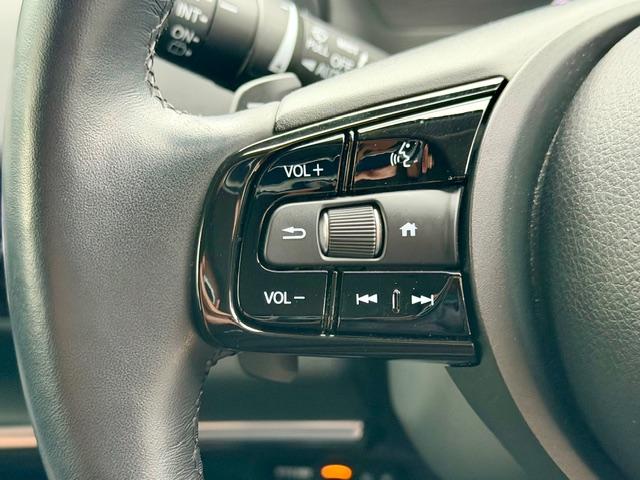ヴェゼル ｅ：ＨＥＶ　Ｚ　ＯＰ１０年保証対象車　純正ナビ　パワーバックドア　ハーフレザー　ドラレコ前後　コーナーセンサー　電動パーキング　ブレーキホールド　置くだけ充電　レーダークルーズコントロール　シートヒーター　ＢＳＭ（17枚目）