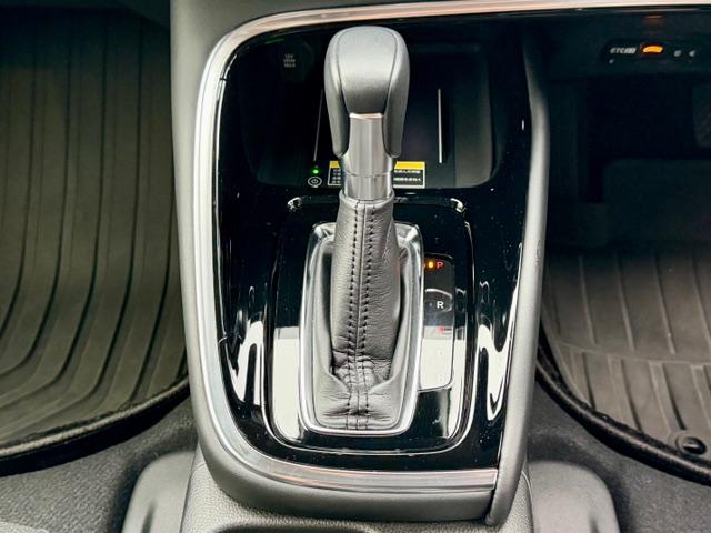 ヴェゼル ｅ：ＨＥＶ　Ｚ　ＯＰ１０年保証対象車　純正ナビ　パワーバックドア　ハーフレザー　ドラレコ前後　コーナーセンサー　電動パーキング　ブレーキホールド　置くだけ充電　レーダークルーズコントロール　シートヒーター　ＢＳＭ（24枚目）
