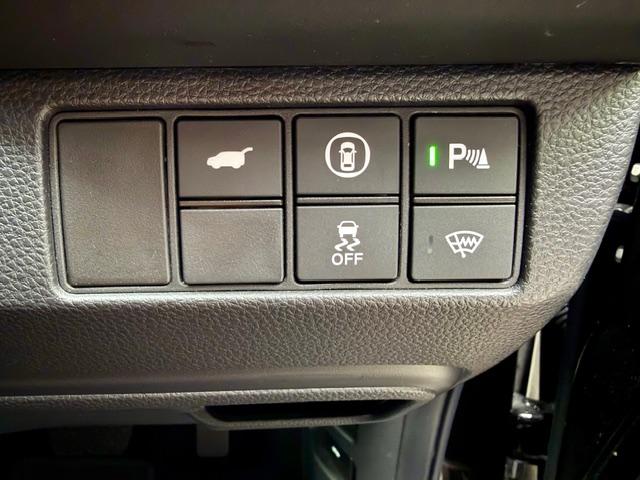 ヴェゼル ｅ：ＨＥＶ　Ｚ　ＯＰ１０年保証対象車　純正ナビ　パワーバックドア　ハーフレザー　ドラレコ前後　コーナーセンサー　電動パーキング　ブレーキホールド　置くだけ充電　レーダークルーズコントロール　シートヒーター　ＢＳＭ（29枚目）