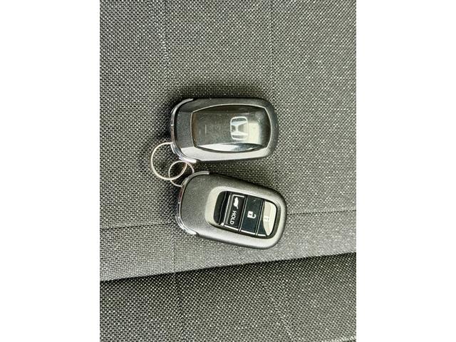 ヴェゼル ｅ：ＨＥＶ　Ｚ　ＯＰ１０年保証対象車　純正ナビ　パワーバックドア　ハーフレザー　ドラレコ前後　コーナーセンサー　電動パーキング　ブレーキホールド　置くだけ充電　レーダークルーズコントロール　シートヒーター　ＢＳＭ（31枚目）