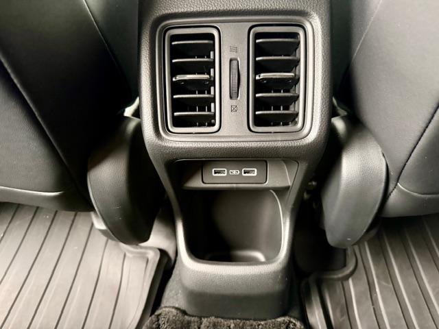 ヴェゼル ｅ：ＨＥＶ　Ｚ　ＯＰ１０年保証対象車　純正ナビ　パワーバックドア　ハーフレザー　ドラレコ前後　コーナーセンサー　電動パーキング　ブレーキホールド　置くだけ充電　レーダークルーズコントロール　シートヒーター　ＢＳＭ（37枚目）