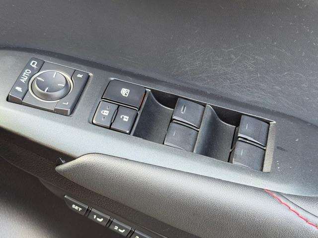 「お問合せはユーポスコザ店まで／０９８－９３４－８２７７お待ちしております」