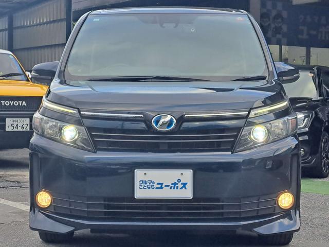 トヨタ　ヴォクシーＨＶ　　ハイブリッドＶ