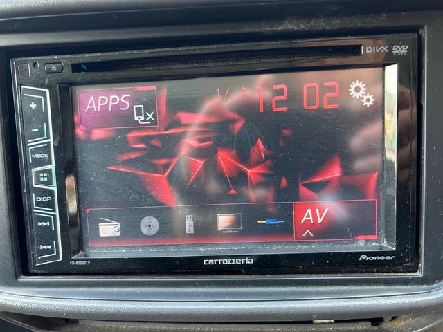 デリカスペースギア 　４ＷＤ車　リフトアップ　Ａ／Ｃ付き　シートカバー　オートマチック　アームレスト　内外装仕上げ済み　委託預かり車両　沖縄中古の為エンジン内部多少サビ腐食有り（2枚目）