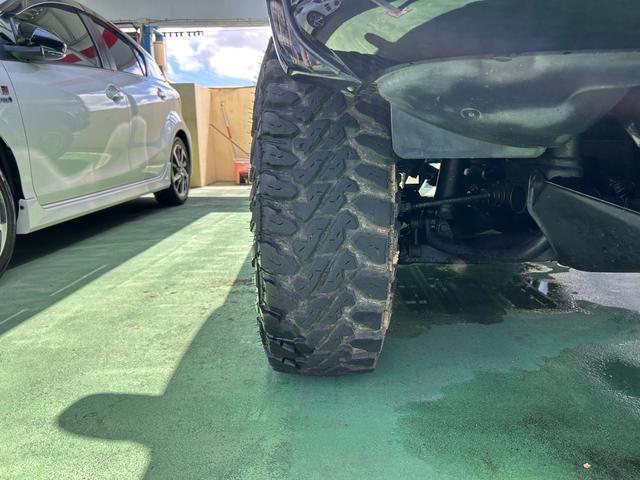 デリカスペースギア 　４ＷＤ車　リフトアップ　Ａ／Ｃ付き　シートカバー　オートマチック　アームレスト　内外装仕上げ済み　委託預かり車両　沖縄中古の為エンジン内部多少サビ腐食有り（15枚目）