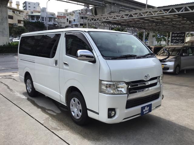 ハイエースバン ロングスーパーＧＬ　ＳＤナビ・フルセグＴＶ・ＣＤ・ＤＶＤ・Ｂｌｕｅｔｏｏｔｈ・バックカメラ・ＥＴＣ・オートエアコン・光軸調整・ドアバイザー・プライバシーガラス・スマートキー・プッシュスタート（3枚目）