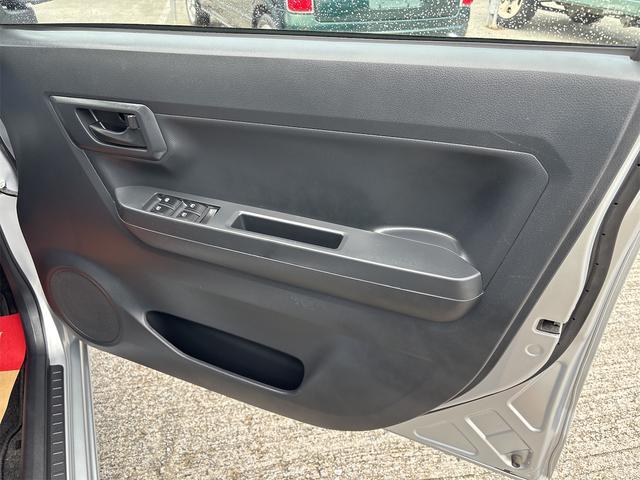 この度は当店のお車をご覧になっていただき、誠にありがとうございます。ぜひじっくりとご検討下さい。気軽にお問合せ・お見積りお待ちしております。