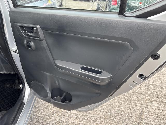 この度は当店のお車をご覧になっていただき、誠にありがとうございます。ぜひじっくりとご検討下さい。気軽にお問合せ・お見積りお待ちしております。