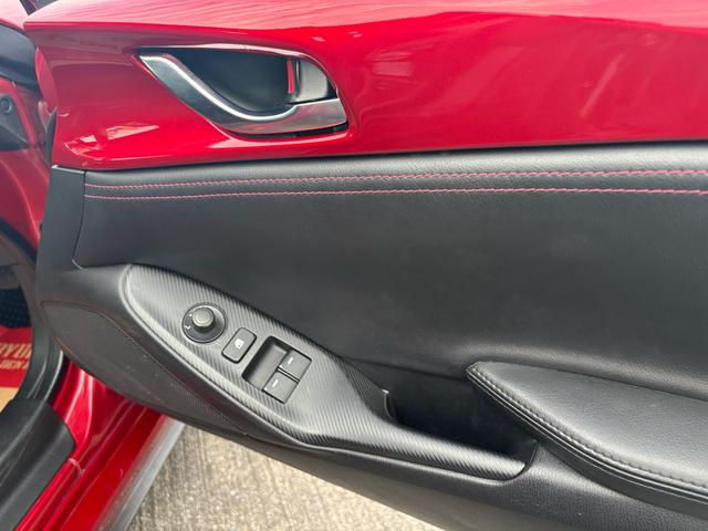 ロードスター Sスペシャルパッケージ 2年保証 サイドガラスレールガイド新品交換済み オートマ車(22枚目)