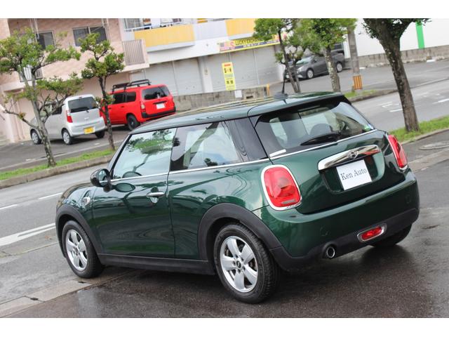 ＭＩＮＩ ワン　ワンオーナー　走行距離１万５千キロ以下！　ディーラー　禁煙車　記録簿（Ｈ３０，Ｒ１，Ｒ２，Ｒ４）　衝突安全ボディ　純正１５インチＡＷ　純正ＨＤＤナビ　Ｂｌｕｅｔｏｏｔｈ　ＡＵＸ　ＵＳＢ　ＥＴＣ（16枚目）