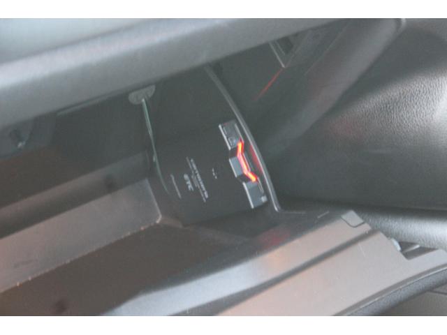 ジープ・レネゲード トレイルホーク　本土仕入れ　ディーラー車　ＥＴＣ　バックカメラ　Ｂｌｕｅｔｏｏｔｈ　パーキングセンサー　ポータブルナビ　ＵＳＢ　ＡＵＸ　ルーフレール（46枚目）