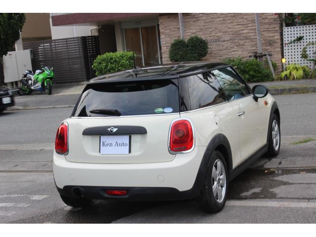 MINI ワン 本土仕入れ ディーラー車 ETC Bluetooth USB AUX 15インチAW(11枚目)