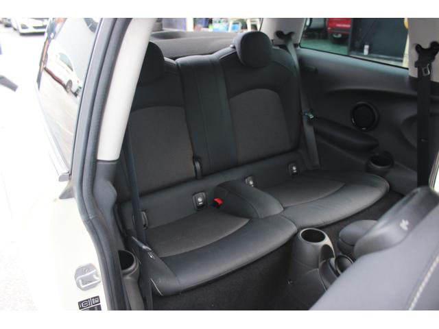 MINI ワン 本土仕入れ ディーラー車 ETC Bluetooth USB AUX 15インチAW(30枚目)