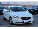 Ｖ４０ Ｔ４　バックカメラ　クリアランスソナー　Ｂｌｕｅｔｏｏｔｈ　社外ナビ　オートクルーズコントロール　ステアリングスイッチ　ＥＴＣ　本土仕入れ（4枚目）