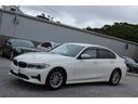 ３１８ｉ　ワンオーナー　ディーラー車　記録簿　禁煙車　ＬＥＤヘッド　パワーシート　ブラインドスポット　ＥＴＣ　バックカメラ　アイドリングストップ　Ｂｌｕｅｔｏｏｔｈ　スクリーンミラーリング　タイプＣ入力　ＵＳＢ（24枚目）