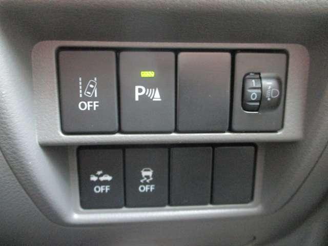 ■アイドリングストップＯＮ／ＯＦＦ。■パーキングセンサー。■ヘッドライトマニュアルレベライザー。■レーンキープ警報。■エマージェンシ-ブレーキ。■横滑り防止装置。