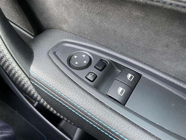 ベースグレード harman/kardonサウンドシステム 革シート 革巻きハンドル バックカメラ メモリーシート バックソナー(19枚目)