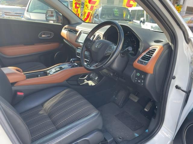 ハイブリッドZ・ホンダセンシング 純正ナビ Bカメラ ハーフレザーシート フルセグ 車線逸脱防止機能 ETC クルーズコントロール(15枚目)