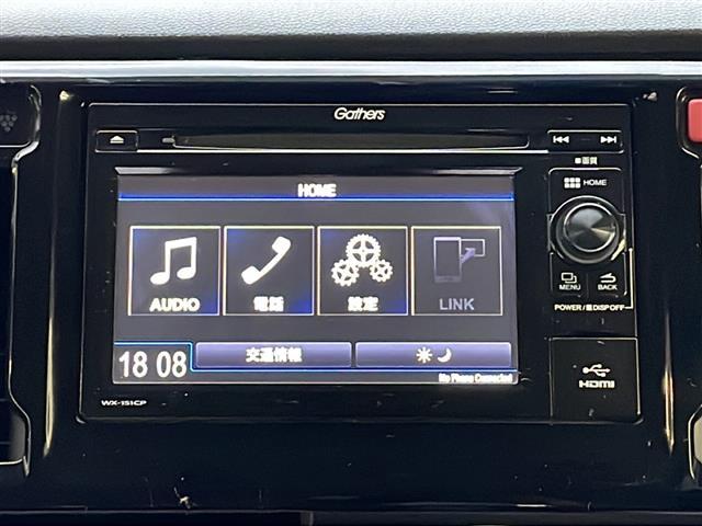 Ｇ・ターボパッケージ　禁煙車　純正ディスプレイオーディオ　ＣＤ　ＢＴ　ワンセグ　ＨＤＭＩ　ＵＳＢ　バックカメラ　ハーフレザーシート　純正１４インチアルミ　クルーズコントロール　パドルシフト　スマートキー　ＨＩＤヘッドライト(4枚目)