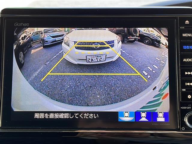 【　バックカメラ　】便利なバックカメラ装備で安全確認を頂けます。駐車が苦手な方にもオススメな便利機能です♪