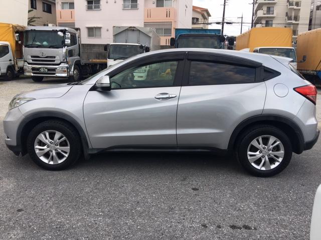 ホンダ ヴェゼル ｇ フォグランプ バックカメラ フルフラットシート 純正メーカーオプションナビ クルーズコントロール 電格ミラー 138 0万円 平成26年 14年 沖縄県 中古車 価格 Com