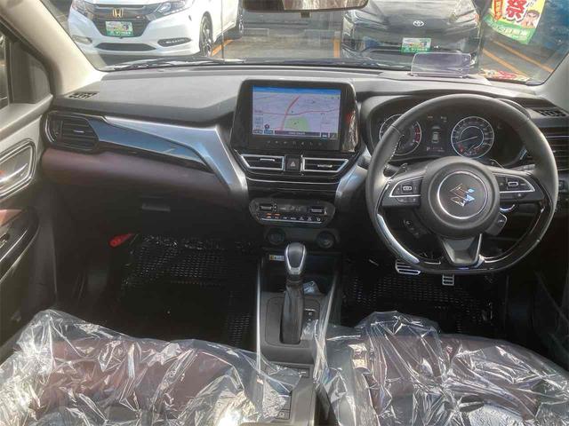 運転者にとっては日々使用することとなる運転席です。運転席が快適だと運転に集中することができますね。