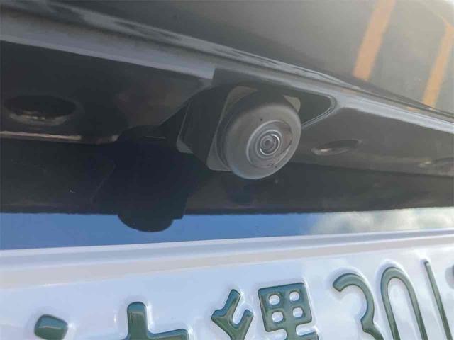 フロンクス ベースグレード　全周囲カメラ　クリアランスソナー　オートクルーズコントロール　レーンアシスト　衝突被害軽減システム　ナビ　ＴＶ　アルミホイール　スマートキー　アイドリングストップ　電動格納ミラー　シートヒーター　ＡＴ（19枚目）