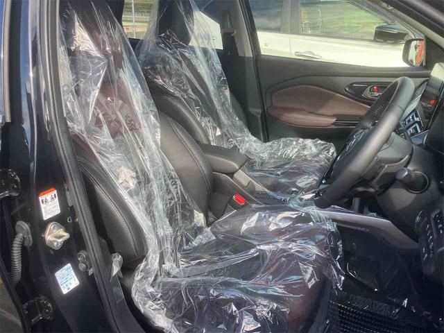 フロンクス ベースグレード　全周囲カメラ　クリアランスソナー　オートクルーズコントロール　レーンアシスト　衝突被害軽減システム　ナビ　ＴＶ　アルミホイール　スマートキー　アイドリングストップ　電動格納ミラー　シートヒーター　ＡＴ（22枚目）