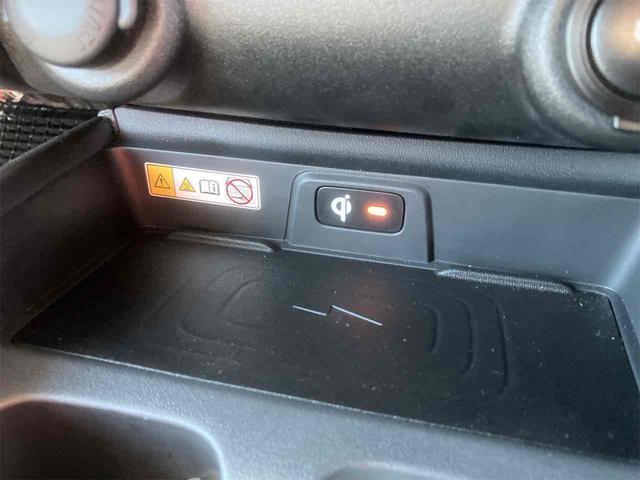 フロンクス ベースグレード　全周囲カメラ　クリアランスソナー　オートクルーズコントロール　レーンアシスト　衝突被害軽減システム　ナビ　ＴＶ　アルミホイール　スマートキー　アイドリングストップ　電動格納ミラー　シートヒーター　ＡＴ（31枚目）