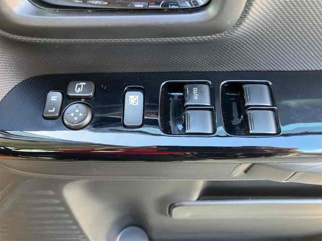 パワーウィンドウ付き☆運転席で全部の窓を開閉することが可能！！快適にドライブをお楽しみいただけます☆