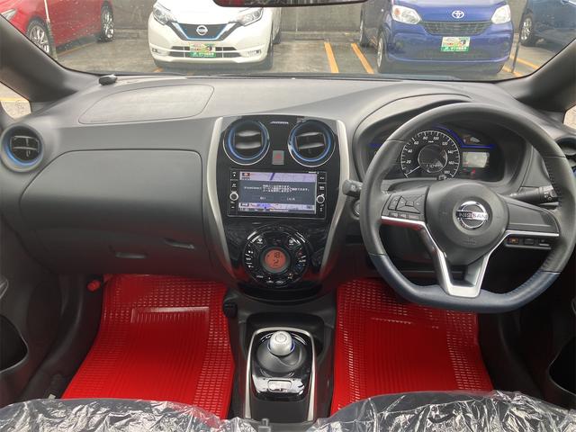 毎回座るフロントシート。運転席は必ず使用する部分ですので、座り心地が重要です！