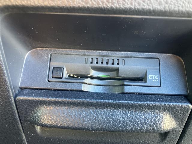 高速走行もスムーズにお支払いが可能な【ＥＴＣ】ご納車までにセットアップを行い、ご納車時にはご利用いただけるようにいたします。