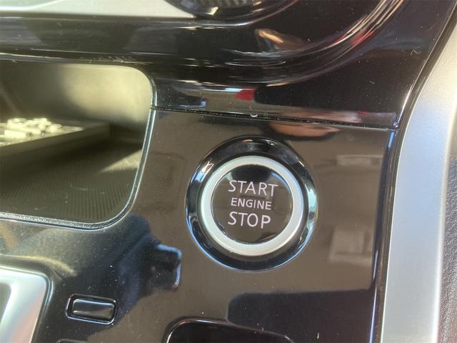 キーを携帯しているだけで、エンジンの始動が可能な装備です。プッシュスタートですのでエンジンの始動もボタンを押すだけです