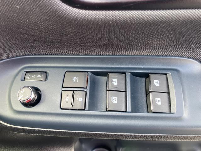 ご覧頂きまして誠に有難うございます！！是非ご来店して頂き、実際にご覧になって頂ければと思います。お客様からのご連絡をスタッフ一同、心よりお待ちしております