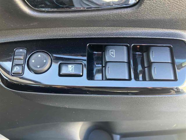 パワーウィンドウ付き☆運転席で全部の窓を開閉することが可能！！快適にドライブをお楽しみいただけます☆