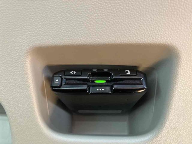 今では必需品のＥＴＣも付いております。高速道路での出入りもスムーズ。渋滞緩和にもなりエコにも繋がります。