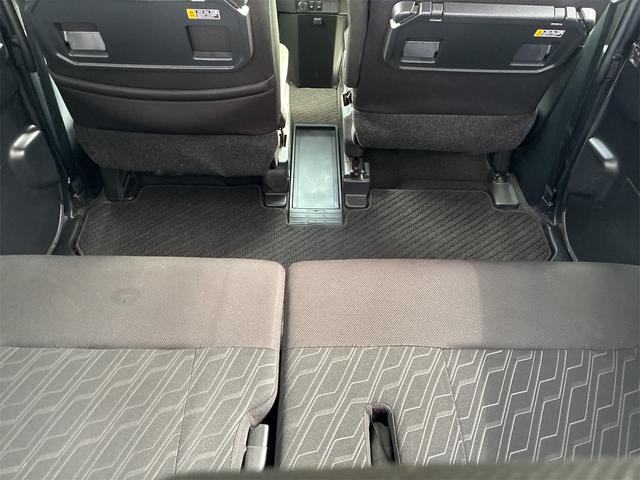 ルーミー カスタムＧ　両側パワースライドドア　スマートアシスト　両側シートヒーター　アイドリングストップ　ステアリングスイッチ　純正ナビ　ＴＶ　バックモニター　Ｂｌｕｅｔｏｏｔｈ　ドライブレコーダー　ＥＴＣ（13枚目）