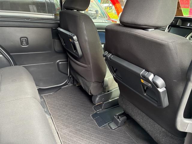 ルーミー カスタムＧ　両側パワースライドドア　スマートアシスト　両側シートヒーター　アイドリングストップ　ステアリングスイッチ　純正ナビ　ＴＶ　バックモニター　Ｂｌｕｅｔｏｏｔｈ　ドライブレコーダー　ＥＴＣ（19枚目）