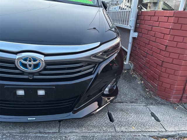 エンジンオイルは車の血液です、半年に一度はサラサラなオイル交換♪安心のカーライフをお届けします！！