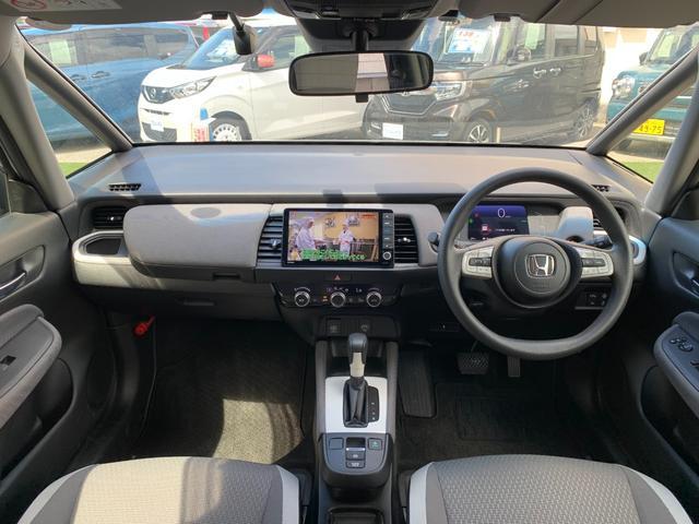 コンパクトカーとは思えない圧倒的な室内空間