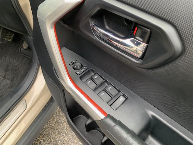 ライズ Z ハイブリッド OP10年保証対象車 純正9インチナビ 衝突被害軽減ブレーキ(トヨタセーフティーセンス) 純正ドライブレコーダー ビルトインETC コーナーセンサー LEDヘッドライト(50枚目)