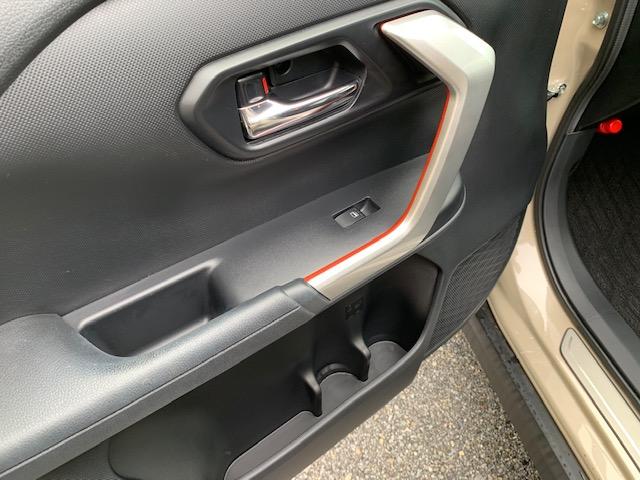 ライズ Z ハイブリッド OP10年保証対象車 純正9インチナビ 衝突被害軽減ブレーキ(トヨタセーフティーセンス) 純正ドライブレコーダー ビルトインETC コーナーセンサー LEDヘッドライト(62枚目)