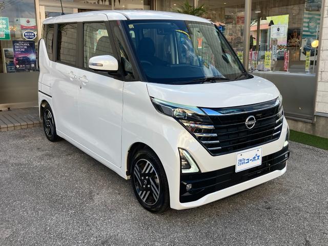 ヘッドランプとグリルを一体化し、立体感を持たせることでフレッシュなデザイン