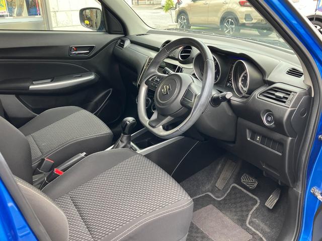 ２ドアクーペのようなスタイリッシュなサイドビュー