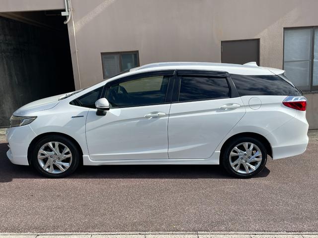 シャトル ハイブリッドZスタイルエディション ナビ CD DVD フルセグ Bluetooth バックカメラ(5枚目)