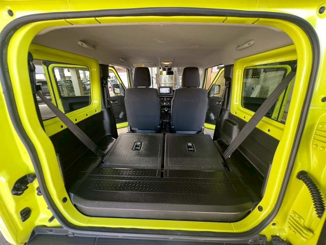 シート倒してさらに広く使えます☆